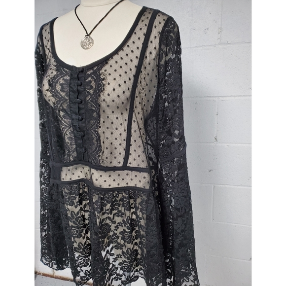 Gothic thrilling long sleeves bell top - Picture 4 of 11